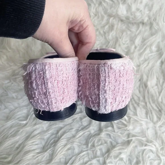 Chanel Pink Tweed Ballerina Flats Black Patent Leather Cap Toe CC Logo size 38 - Picture 7 of 13